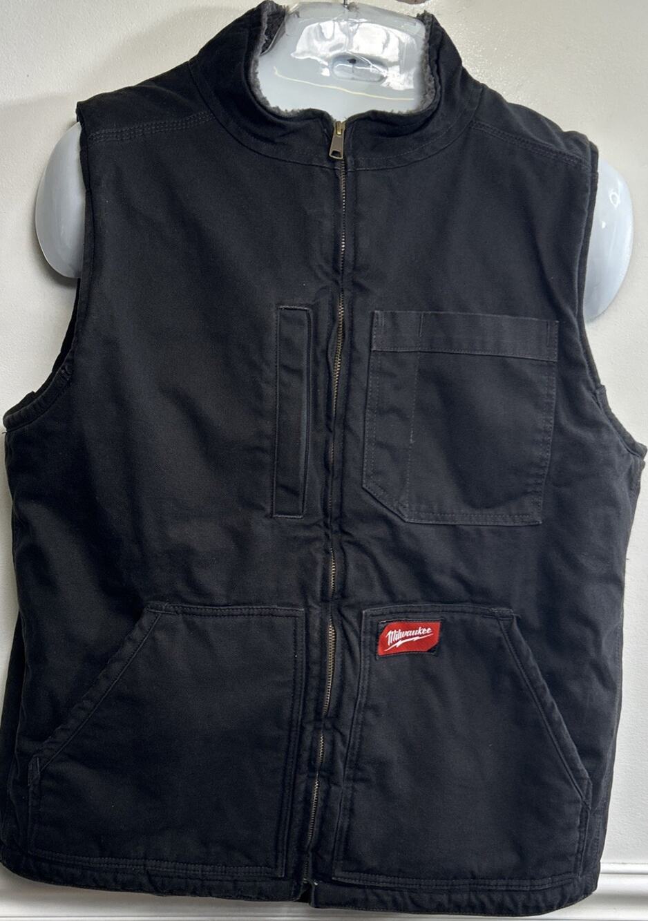 Milwaukee Vest Men’s Large Black Duck Canvas Sherpa Lined Workwear Zip Pockets